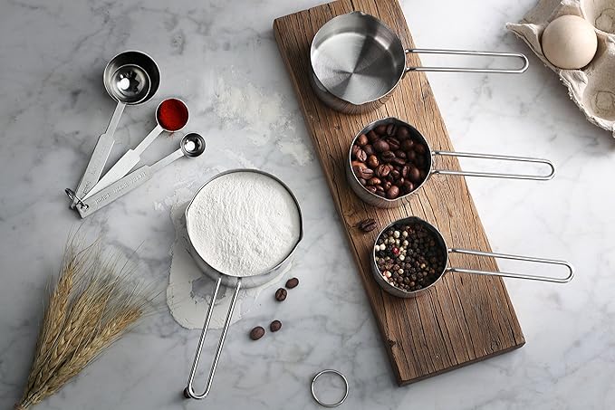 New Star Foodservice 42917 Stainless Steel 8-Piece Measuring Cups and Spoons Combo Set