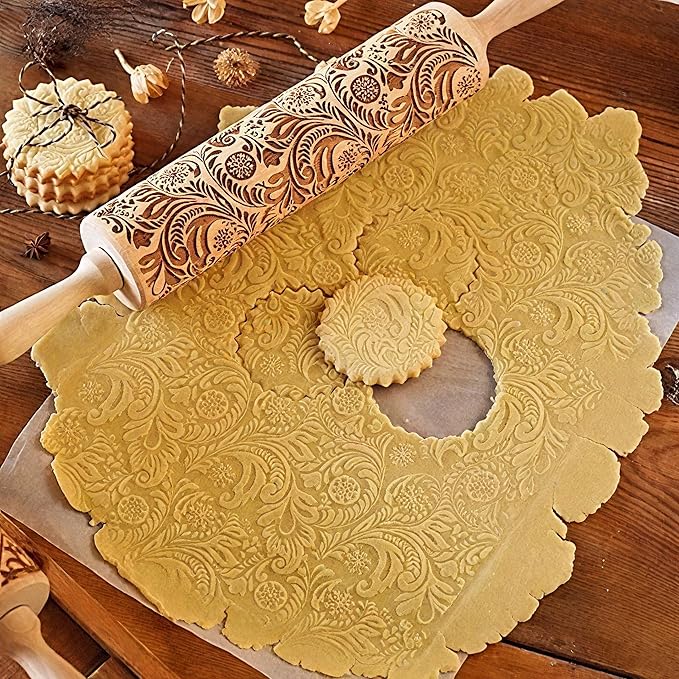 17" Premium Wooden Rolling Pins for Baking with European Embossed Designs | 3mm Deep Springerle Cookie Molds | Christmas Rolling Pin & Baking Gifts for Women | Includes 3-in-1 Cleaning Brush
